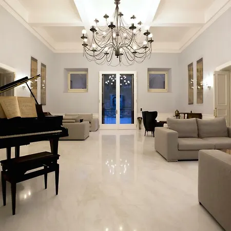 Otel Caratti