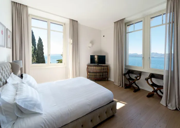 Caratti Hotel *