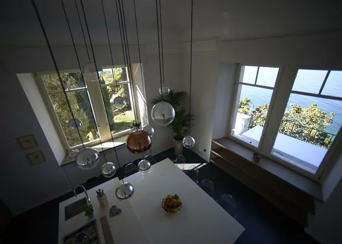 Caratti Szálloda Garda